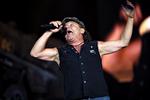 Rock. Brian Johnson og resten af AC/DC kommer - hvis politikerne får deres vilje - til at spille i 'Copenhagen Arena'. 