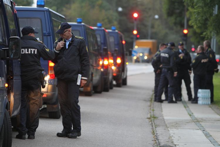 Sammenstød. Ifølge politiet var fansene usædvanlige aggressive i dag. 