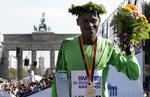 verdensrekord. For anden gang på tre år blev der sat verdensrekord ved Berlin Marathon, i dag af kenyaneren Patrick Makau. 