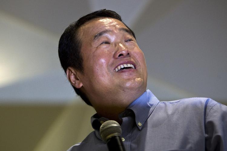 Milliardær. Huang Nubo har masser af penge. Nu vil han få dem til at yngle i Norden. 