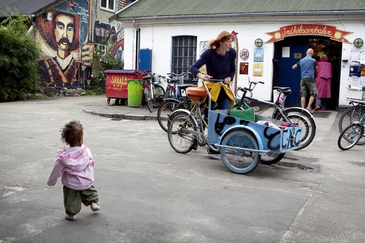 Fødselar. Christianiacyklen har overtaget København, men har resten af København overtaget Christiania? 