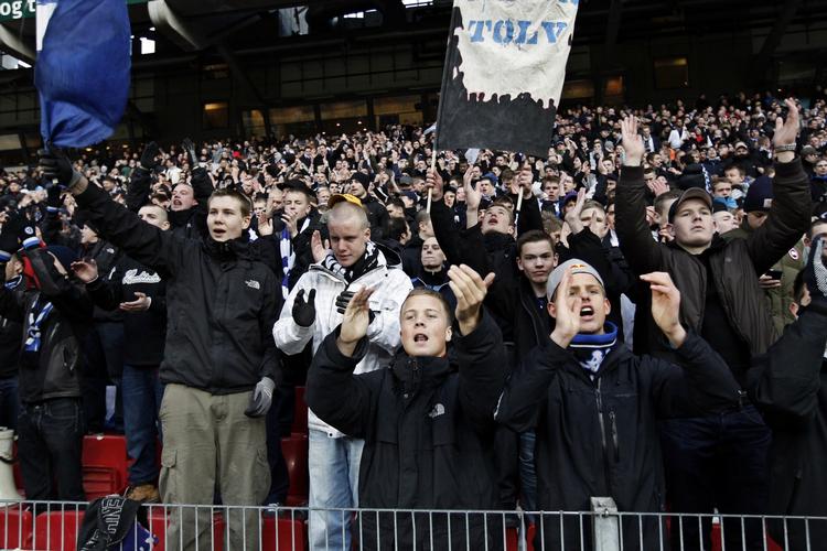 Talstærke. I gennemsnit er der 'officielt' gået mellem 17.000 og 20.000 gennem tælleapparaterne til hver af FCK's hjemmekampe i Superligaen de seneste fire sæsoner. 