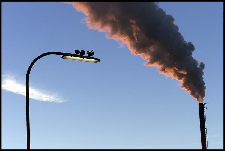 Forurening. WHO har undersøgt mængden af partikelforurening i et stort antal byer verden over. 