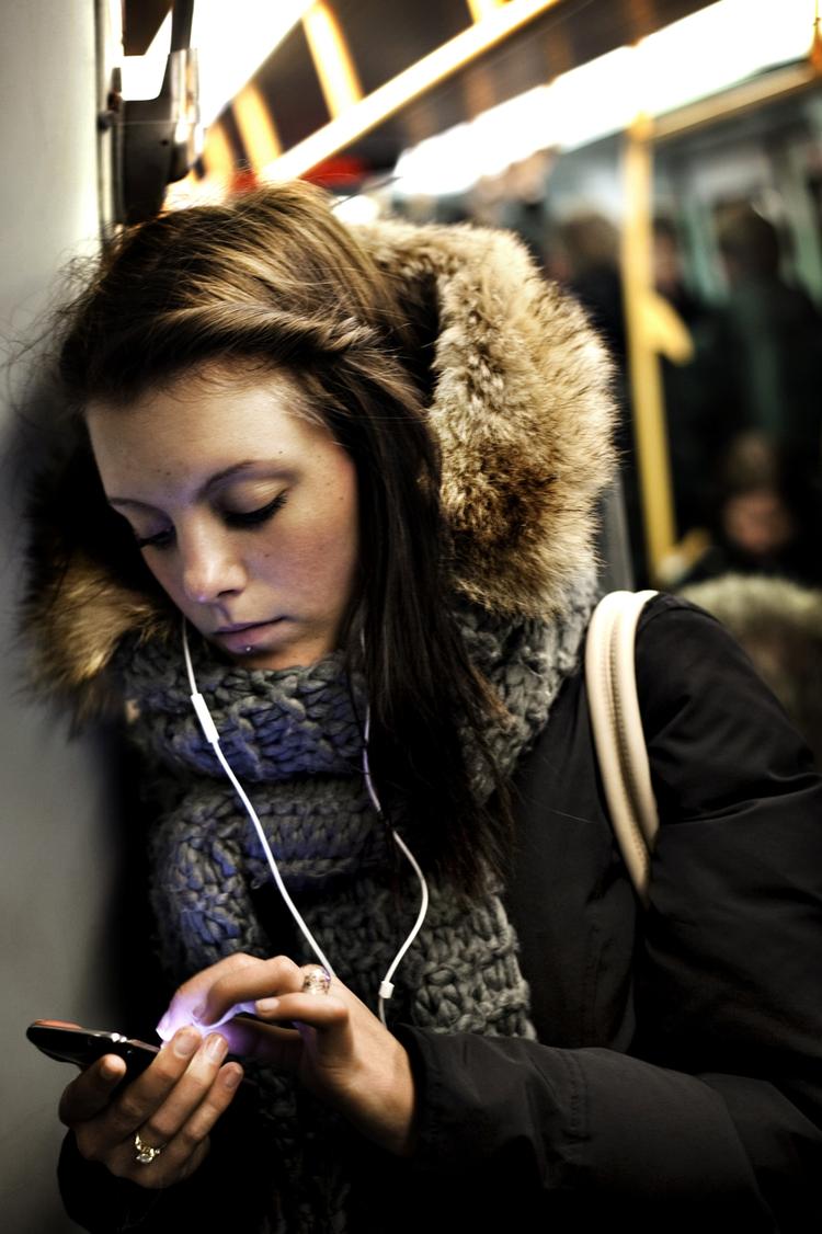 Tålmodighed. Teleselskabet 3's kunder må vente lidt endnu på at mobilnettet kommer op at køre igen. 