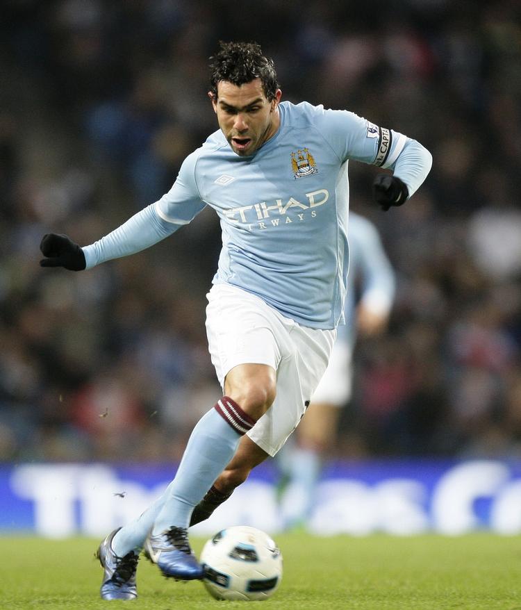 fyringstruet. I sidste sæson var Tevez anfører for Manchester City og første holdet til sejr i FA Cup-finalen. Nu er han persona non grata i Manchester og omegn. 