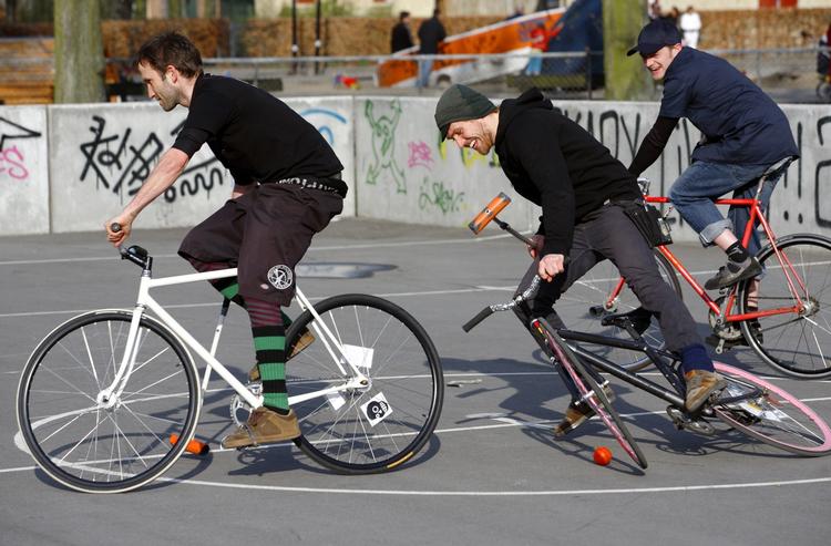Undergrund. Cykelpolo er på vej frem i det københavnske cykelland. 
