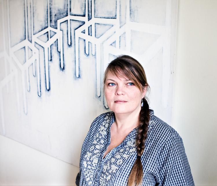 Hooked. Forfatter Anna Grue er kritisk storforbruger af te-krimier og mener, at Broen holder hele vejen. 