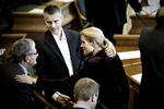 CHOK. Helle Thorning-Schmidts (S) trofaste højre hånd Henrik Sass Larsen (S) kan ikke godkendes af PET og må vinke farvel til ministerpost. 