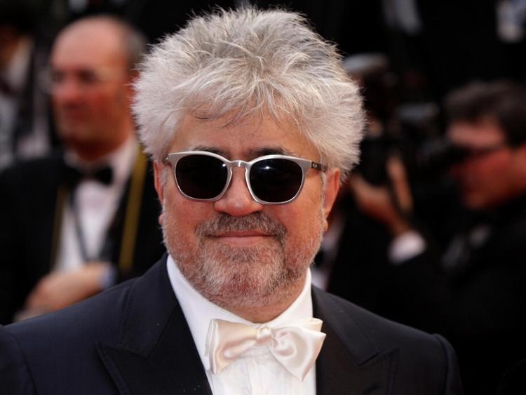 Forbigået. Alle elsker Almodóvar. Men alligevel har han svært ved at slippe igennem Det Spanske Filmakademis nåleøje, når der skal vælges Oscar-kandidat for bedste udenlandske film. 