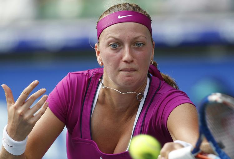 æg. Af de sidste 12 partier vandt Petra Kvitova kun det ene mod Vera Tsvonareva. 