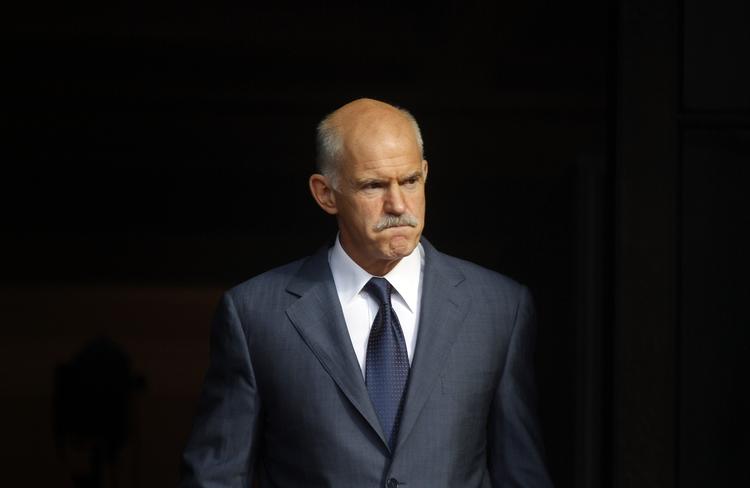 Nedtur. Grækenlands premierminister, George Papandreou, har igen skabt uro på aktiemarkederne, efter at det er kommet frem, at landets elendige økonomi er i en endnu værre forfatning. 