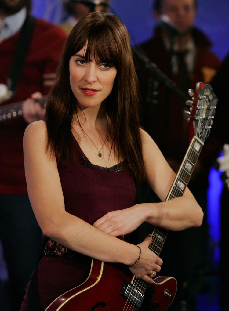 Magisk. Feist har skyllet sine enkle sange i Stillehavets salte vand. 