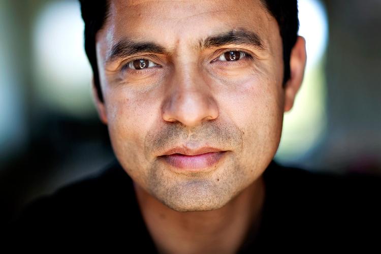 Ny. Manu Sareen bliver ny kirkeminister. 