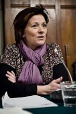 Nedtur. Så sent som i går eftermiddags gik der rygter om, at den teologiuddannede Pernille Vigsø Bagge fra Løgstør ville få posten som kirke- og ligestillingsminister. 