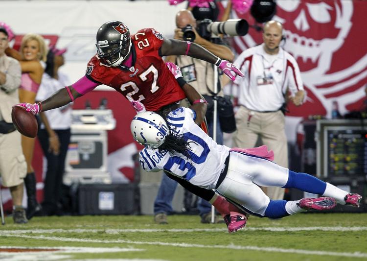 Matchvinder. Tampa Bay Buccaneers running back LeGarrette Blount (27) lavede det afgørnde touchdown i opgøret mod kriseramte Indianapolis. 