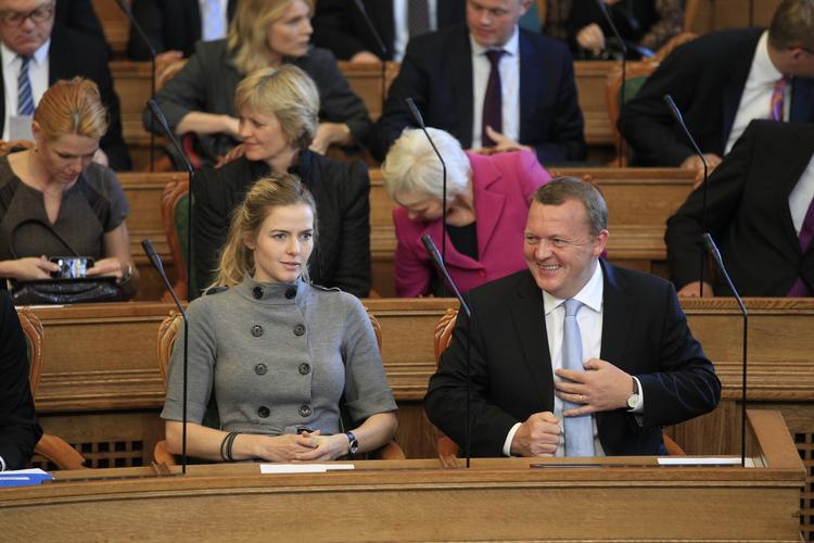 Opposition. Venstres politiske ordfører Ellen Trane Nørby sammen med formand Lars Løkke Rasmussen i folketingssalen under statsministerens åbningstale. 