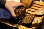 Mngel. Ifølge forsøget er det mere end hver tiende dansker, der ender med D-vitaminmangel om vinteren. Det kan forebygges ved at tilsætte det til blandt andet brød. 