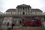 Bank of England har skudt 75 millarder pund i landets banker for at redde dem igennem eurozonens krise. 