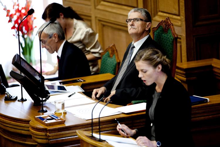 Konfrontation. Mogens Lykketoft og Ellen Trane Nørby kom allerede op at småskændes kort inde i  åbningsdebatten i Folketinget. 