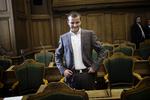 Tilbagegang. Thor Möger Pedersen er ikke længere næstformand i SF - et parti, der ifølge historiker Claus Bryld står til at blive klemt i regeringen. 