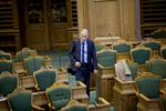 Alene. Villy Søvndal mister langsomt, men sikkert opbakning i befolkningen i øjeblikket. 