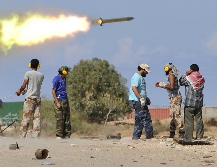 Slag. Oprørerne har indledt dét, der kan blive det afgørende slag om Sirte i Libyen. 