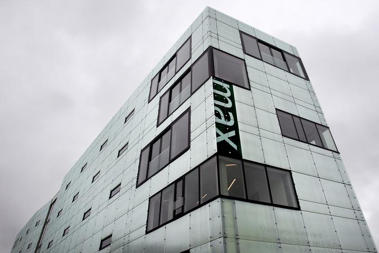 REDNINGSKRANS. Finansforbundet håber ikke, at banken, der eventuelt overtager Max Bank, er en lokal bank. 