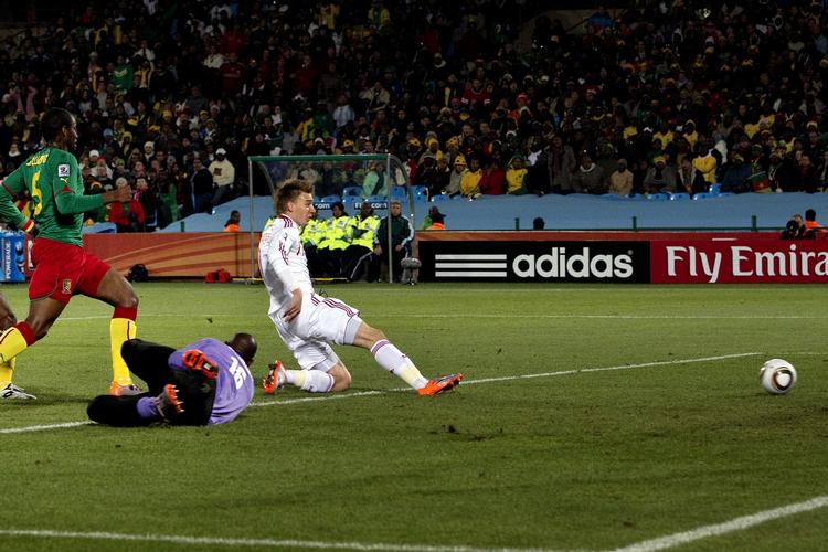 MÅÅÅÅL. Ved VM i Sydafrika scorede Nicklas Bendtner til 1-0 mod Sydafrika. 