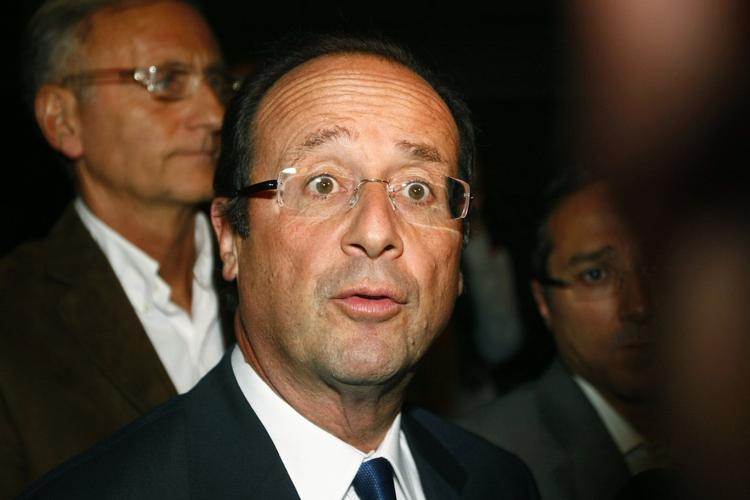 Sejr. Francois Hollande fik 39 procent af de to millioner stemmer, der blev afgivet ved første runde af valget til Socialisternes præsidentkandidat. 