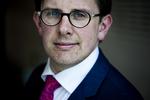 Forbudsfundamentalist. Simon Emil Ammitzbøll (LA) advarer ofte mod et Big Mother-samfund: en moderlig statsmagt, der kvæler os i sit kærlige favntag i forsøget på at beskytte os mod os selv. 