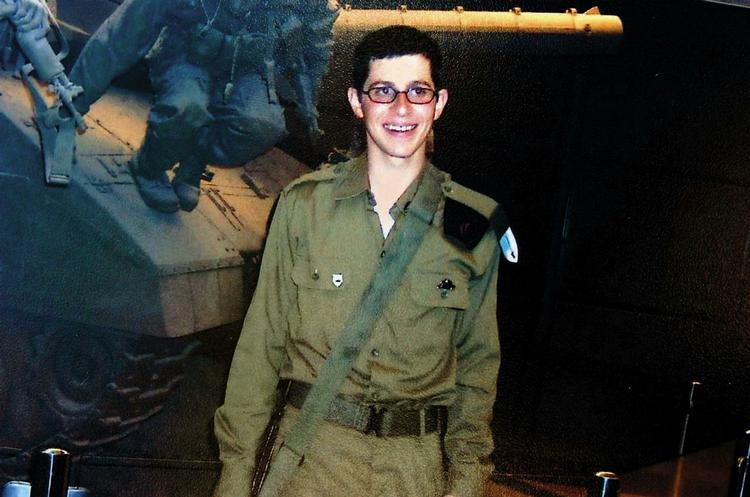 Fange. Shalit blev for fem år siden taget til fange af palæstinensere. 