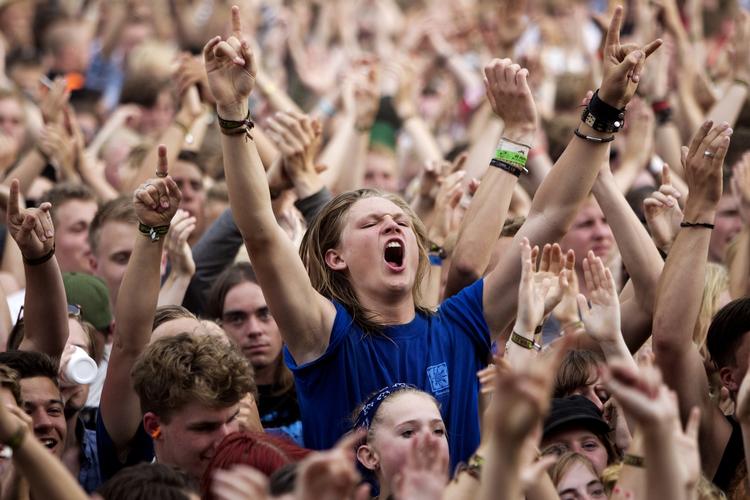 bønner. Sidste år var der rigtigt mange, der ønskede, at Arctic Monkeys skulle på plakaten. Det gav pote og bandet spillede på Orange Scene i sommer. 