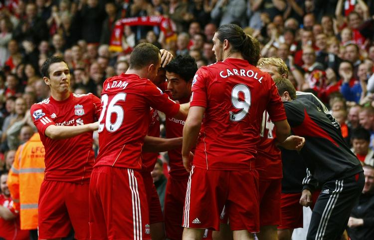 eftertragtede. Liverpools stjerner er også  populære udenfor Englands grænser - og det vil klubben gerne have lov til at tjene flere penge på. 