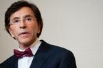 Miniterpræsident. Elio Di Rupo blev udpeget til at lede regeringsforhandlingerne ved kongerunden for 16 måneder siden. 