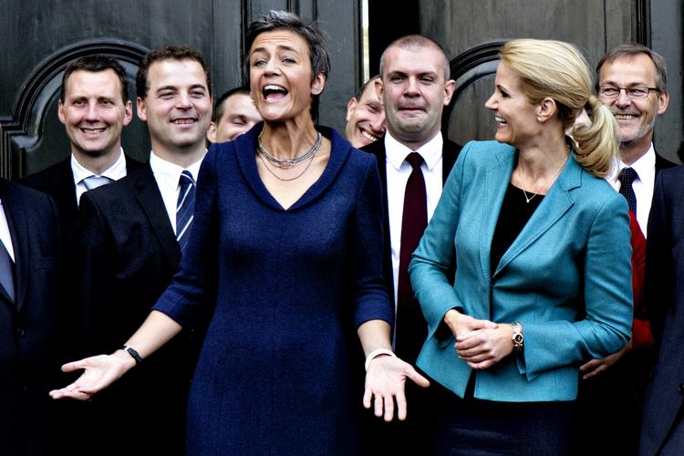 Magt. Vestager har bukserne på i regeringens samarbejdet, mener mange danskere i ny undersøgelse. 