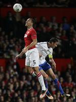 uafgjort. Rio Ferninand (t.v.) og Manchester United var på randen af nederlag i CL mod FC Basel for tre uger siden, men fik hevet et 3-3-resultat hjem i de afgørende minutter af kampen. 