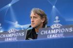 træneren. Med Villarreal og Manchester United på programmet får Roberto Mancini i denne uge et godt billede af, hvor stærkt et hold Manchester City har. 