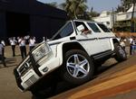 Afgiftklar. Alle biler, der ikke tilhører energiklasse A, skal have fordoblet registreringsafgiften. Som for eksempel den her Mercedes Benz G55 AMG. 
