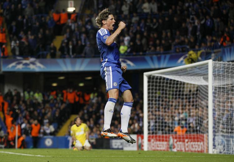 Endelig. Med to mål lykkedes det endelig for Fernando Torres at levere i Champions League. 