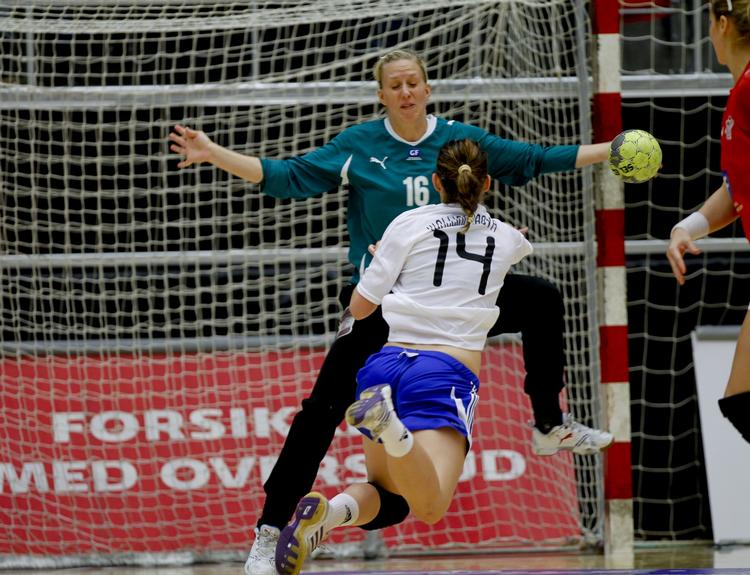 stop. Efter pausen fik Christina Pedersen sat en stopper for Slovakiets skytter. 