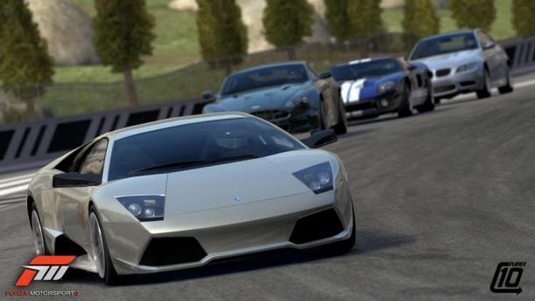 RELIGION. Bilsimulatoren 'Forza 4 Motorsport' fejer konkurrenter som 'Gran Turismo' af banen, og dyrker bilerne som en religion. 