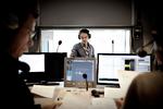 Prøver. Den nye station vil sende uredigerede båndoptagelser mellem klokken 4 og 5 om morgenen. 