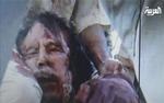 Billedet, der angiveligt forestiller den dræbte Moamar Gaddafi, blev bragt på den arabiske tv-kanal Al Arabiya. Det er ikke endeligt bekræftet, at billedet forestiller LIbyens tidligere leder, men det nye styre i landet oplyser, at liget af Moamar Gadaffi er blevet fotograferet. 