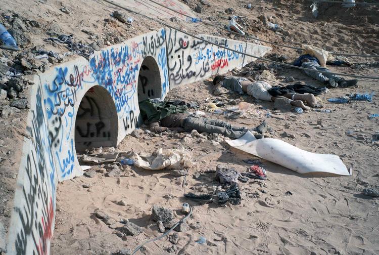 Slut. I dette rør fangede soldater fra Det Nationale Overgangsråd i Libyen Moamar Gaddafi. 