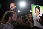 menneskejagt. Saif al-Islam Gaddafi er før blevet meldt taget til fange, men dukkede så op på gaden i Tripoli. 