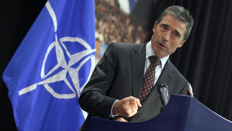 Exit. Nato's generalsekretær, Anders Fogh Rasmussen, fortalte i aften, at alliancen trækker sig ud af Libyen. 