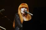 Melankoli. 48-årige Tori Amos viste gang på gang sin specielle evne til at følge tårevædet melankoli op af endnu mere melankoli uden, at det endte i sentimental sødsuppe. 