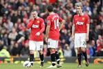 flovmænd. Ydmygelsen er tydelig hos Wayne Rooney og holdkammeraterne. 