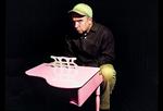 Genreblanding. Stephin Merritt har samlet en række af sine sange i deres tidligste former samt en håndfuld uudgivne kompositioner på albummet 'Obscurities'. 