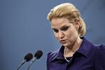 Sprogtække. Helle Thorning-Schmidt ydede en fin retorisk præstation på sit pressemøde. Det halter mere med budskaberne. 